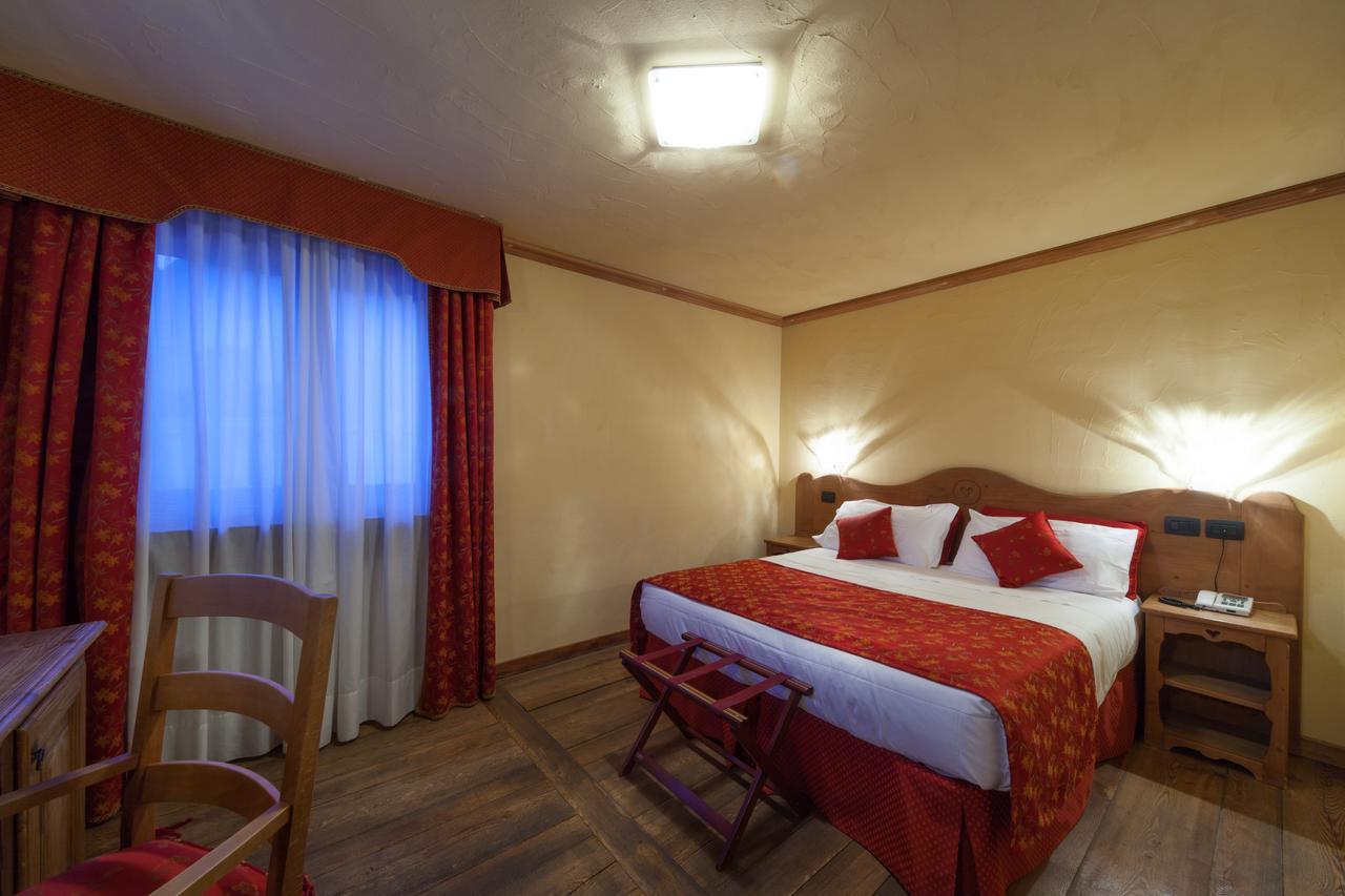 Hotel Maison Saint Jean Courmayeur Exteriér fotografie