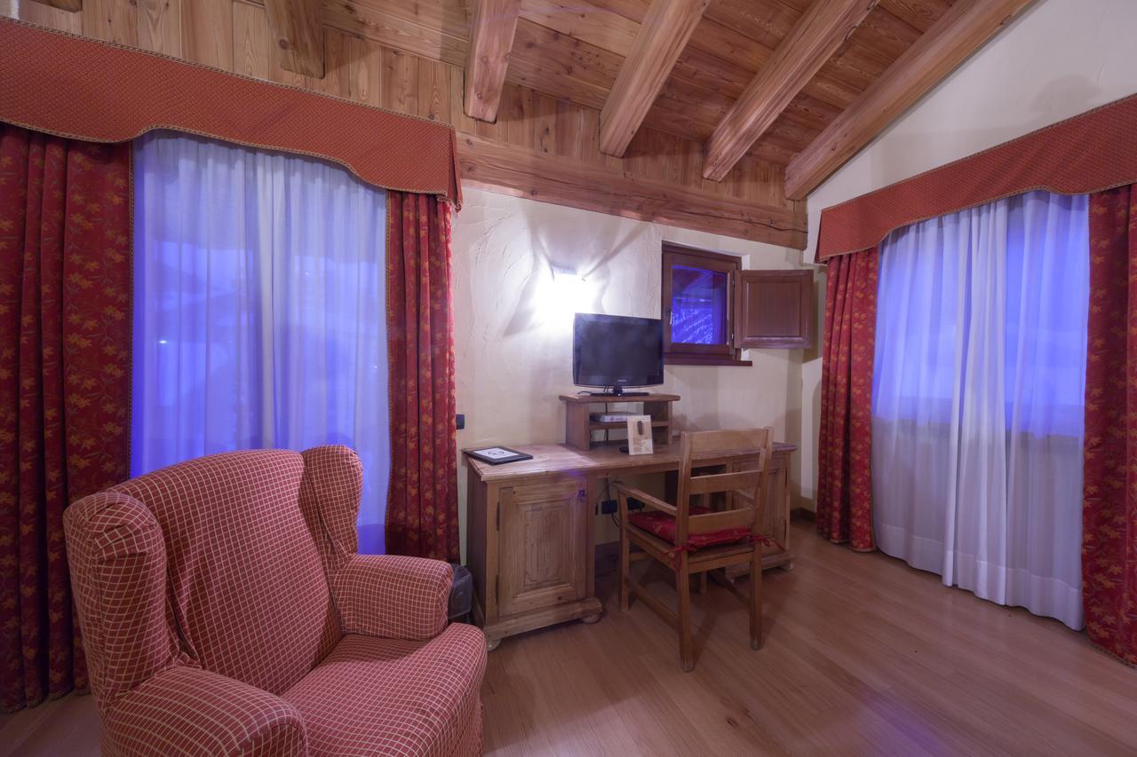 Hotel Maison Saint Jean Courmayeur Exteriér fotografie