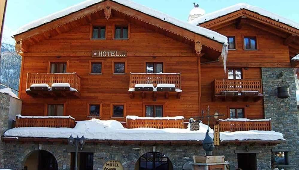 Hotel Maison Saint Jean Courmayeur Exteriér fotografie